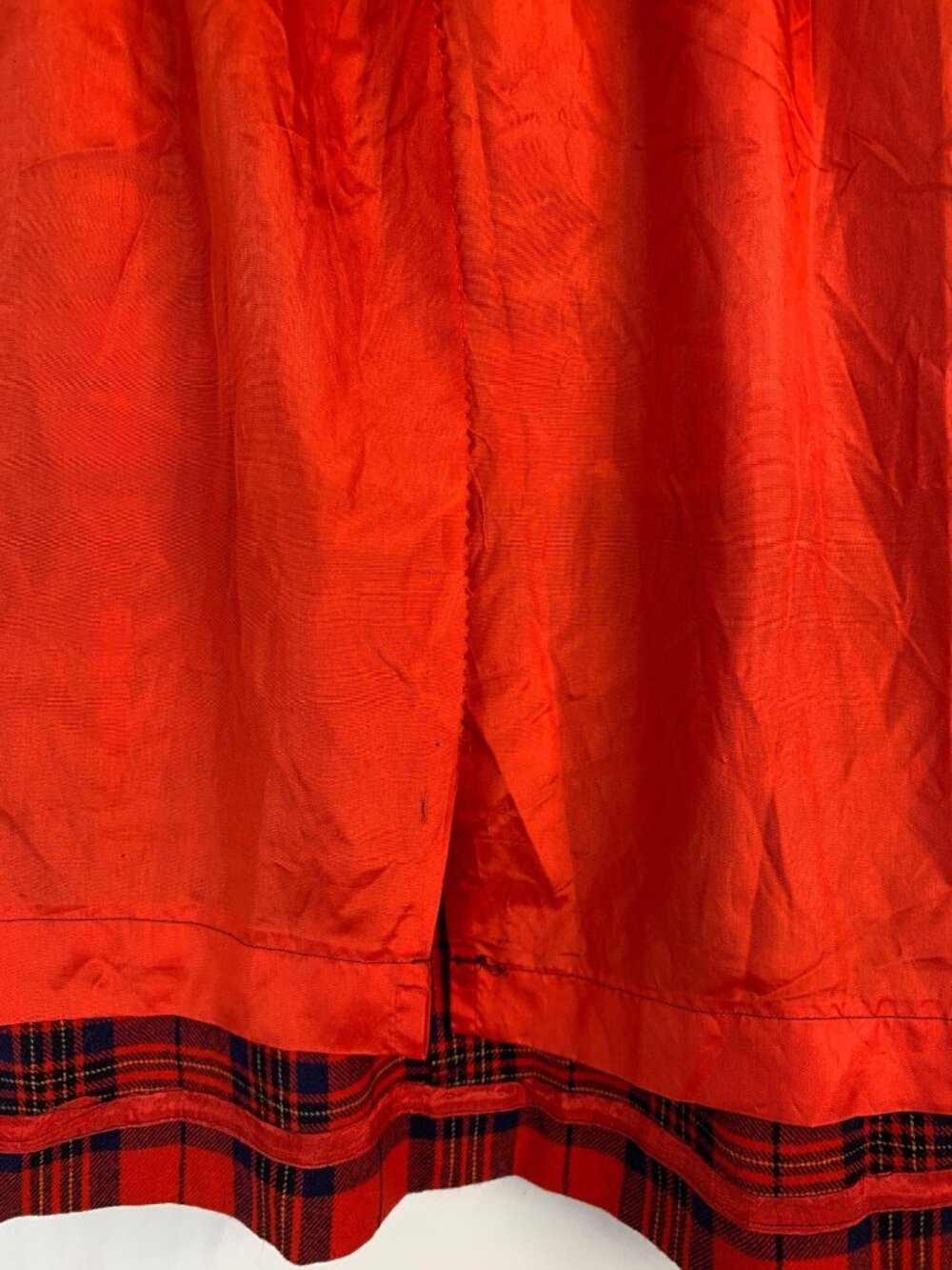Vintage 70s Pendleton Red Leslie Tartan Wool Midi Skirt USA 10/12 Moth Holes - Picture 12 of 16
